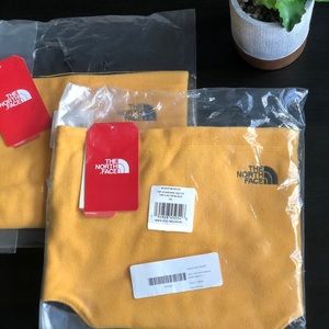 🔥TheNorthFace🔥 reversible facemask, still sealed